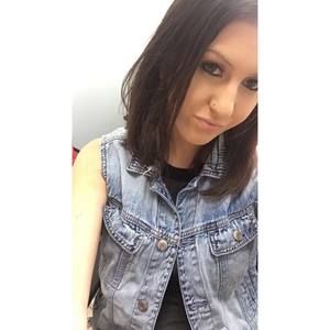 Meet your Posher, Teresa